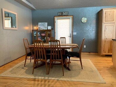 3007 Twin Creek Trail Ave, Cody, WY 82414 - photo 4