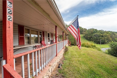 322 Wilson Rd, Mount Morris, PA 15349 - photo 4