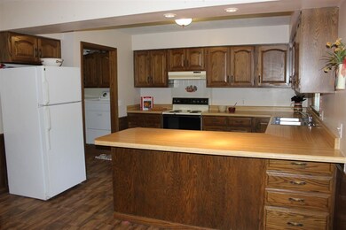 Kitchen with Breakfast Bar
