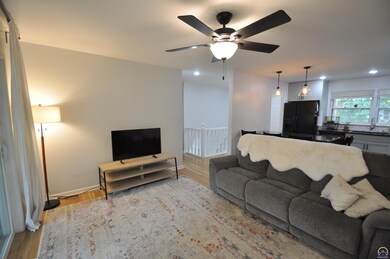 3110 SW 30th St, Topeka, KS 66614 - photo 6