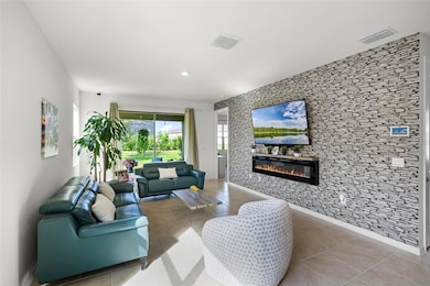 3435 Yellowtop Loop, Clermont, FL 34714 - photo 6