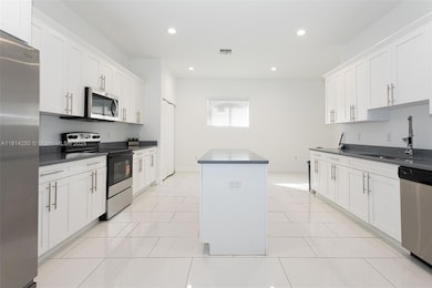 5712 SW 19th St, West Park, FL 33023 - photo 4