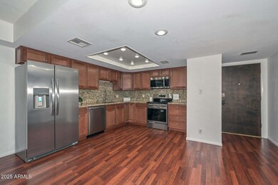 Kitchen (2)