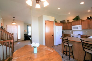 711 E Silver Pine Rd, Colbert, WA 99005 - photo 4