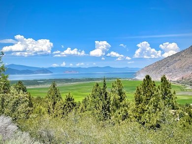 0 Troubador Trail unit lot 10 220125718, Klamath Falls, OR 97601 - photo 2