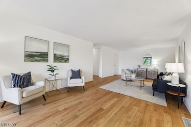 Bellaire House Condominiums unit 2G, Montclair, NJ 07043 - photo 4