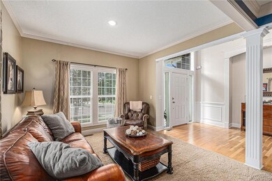 15615 Linden Ln, Overland Park, KS 66224 - photo 6