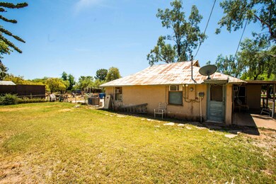 04 - Exterior Main House