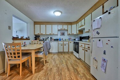 4 Knights Bridge Dr unit 104, Nashua, NH 03063 - photo 6