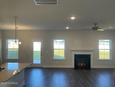 D9337D10-2C36-454B-A834-B0CD362D9AEA