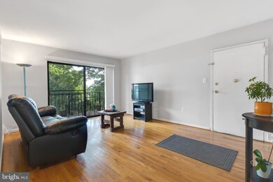 17802 Buehler Rd unit 139, Olney, MD 20832 - photo 2