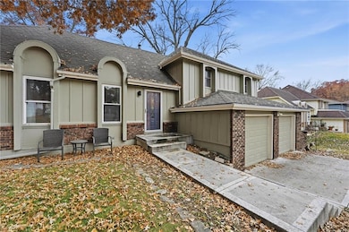 9201 W 48th Terrace, Shawnee, KS 66203 - photo 3