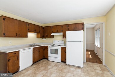 23054 Town Creek Dr, Lexington Park, MD 20653 - photo 7