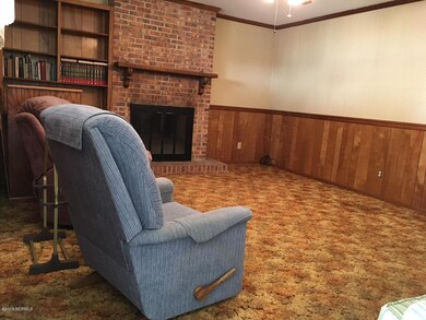 706 Kathryn Ave, Jacksonville, NC 28540 - photo 4