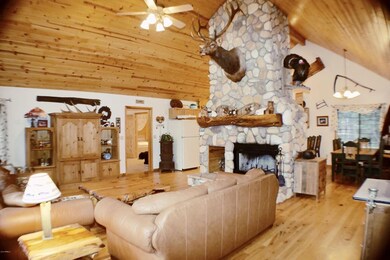Pic - Great Room 3