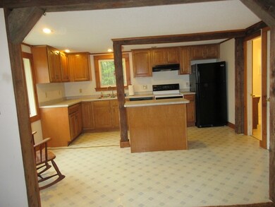 19 Gay St, Orange, MA 01364 - photo 4