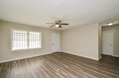 6610 Tierwester St, Houston, TX 77021 - photo 4
