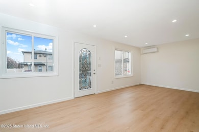 233 Mosel Ave, Staten Island, NY 10304 - photo 3
