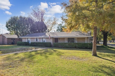 2311 Lange St, Greenville, TX 75402 - photo 3