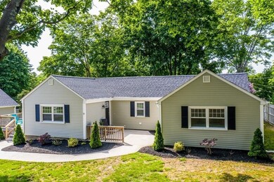 9 Norcroft St, South Dartmouth, MA 02748 - photo 3