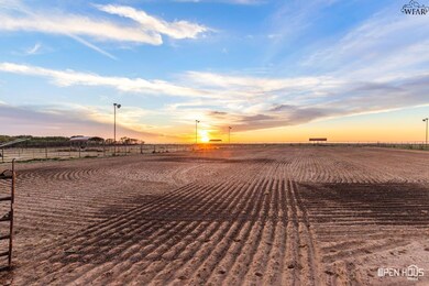 5639 Johnson Rd, Iowa Park, TX 76367 - photo 5