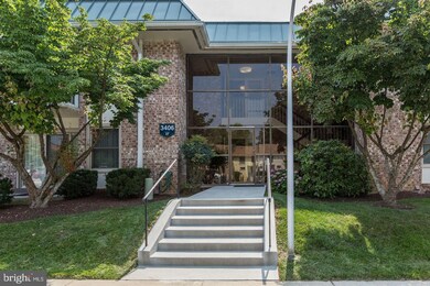 3406 Chiswick Ct unit 471D, Silver Spring, MD 20906 - photo 2