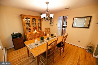 1021 Villanova Ave, Swarthmore, PA 19081 - photo 6