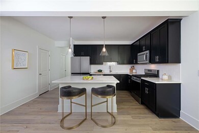 1561 Driggs Dr NW, Atlanta, GA 30318 - photo 4