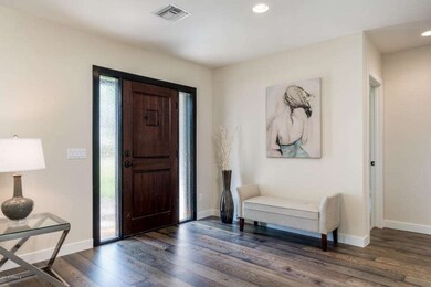 3423 N 35th Pl - MLS-9