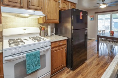 3212GlenbrookDrMLS-18