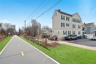 15 Thompson St, Warren, RI 02885 - photo 2
