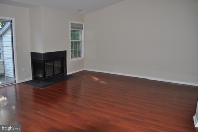 106 Lassen Ct unit 10, Princeton, NJ 08540 - photo 2
