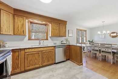 213 Kibbe Rd, East Longmeadow, MA 01028 - photo 7