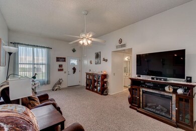 14076 N Newcastle Dr, Sun City, AZ 85351 - photo 4