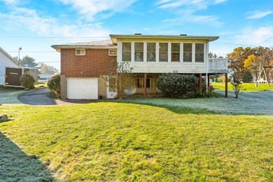Walk out basement and a sun room, plenty of space 