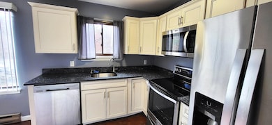 264 Bristol Way, Bushkill, PA 18324 - photo 6