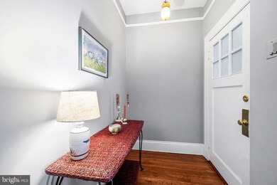 903 W University Pkwy unit 302, Baltimore, MD 21210 - photo 5