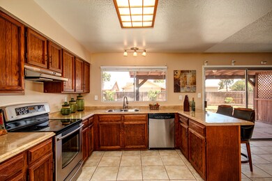2347 W Olla Ave (3)