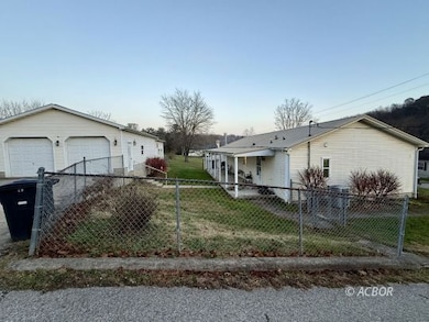 19477 Center, Trimble, OH 45782 - photo 5