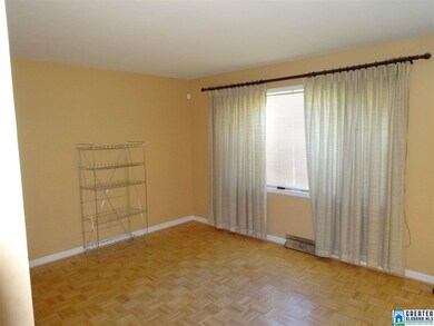 583 Karey Dr, Center Point, AL 35215 - photo 2