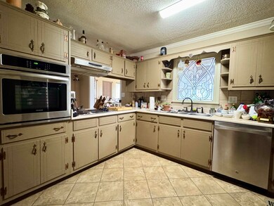 222 Clearview St SW, Decatur, AL 35601 - photo 5