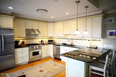 Stan less Appliances / Granite Surfaces