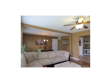 302 Pimlico Dr, New Albany, IN 47150 - photo 3