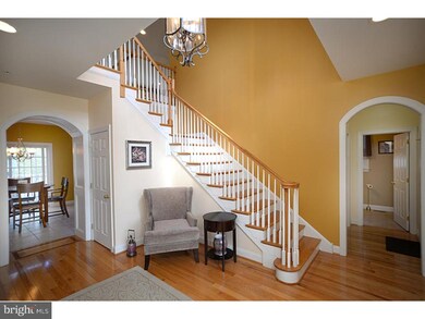 105 Ceton Ct, Broomall, PA 19008 - photo 2