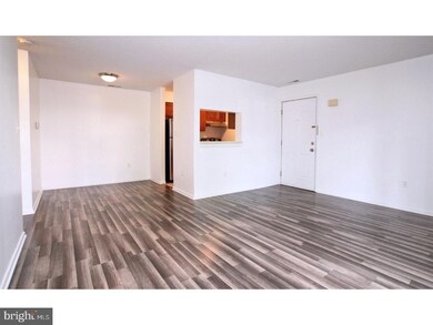 413 Ravens Crest Dr, Plainsboro, NJ 08536 - photo 6