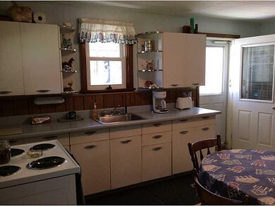 Cafeteria/Kitchen.