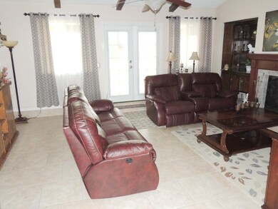 10816 Tom Kite Ct, El Paso, TX 79935 - photo 5