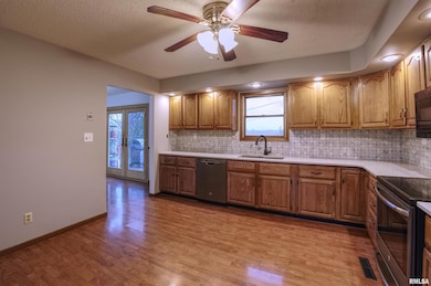 716 Tower Rd, Clinton, IA 52732 - photo 5