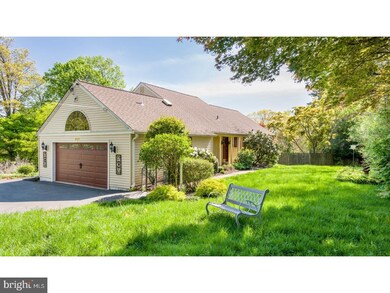 219 Spruce Tree Rd, Wayne, PA 19087 - photo 2