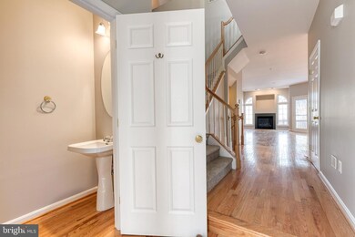 2566 Running Wolf Trail, Odenton, MD 21113 - photo 3